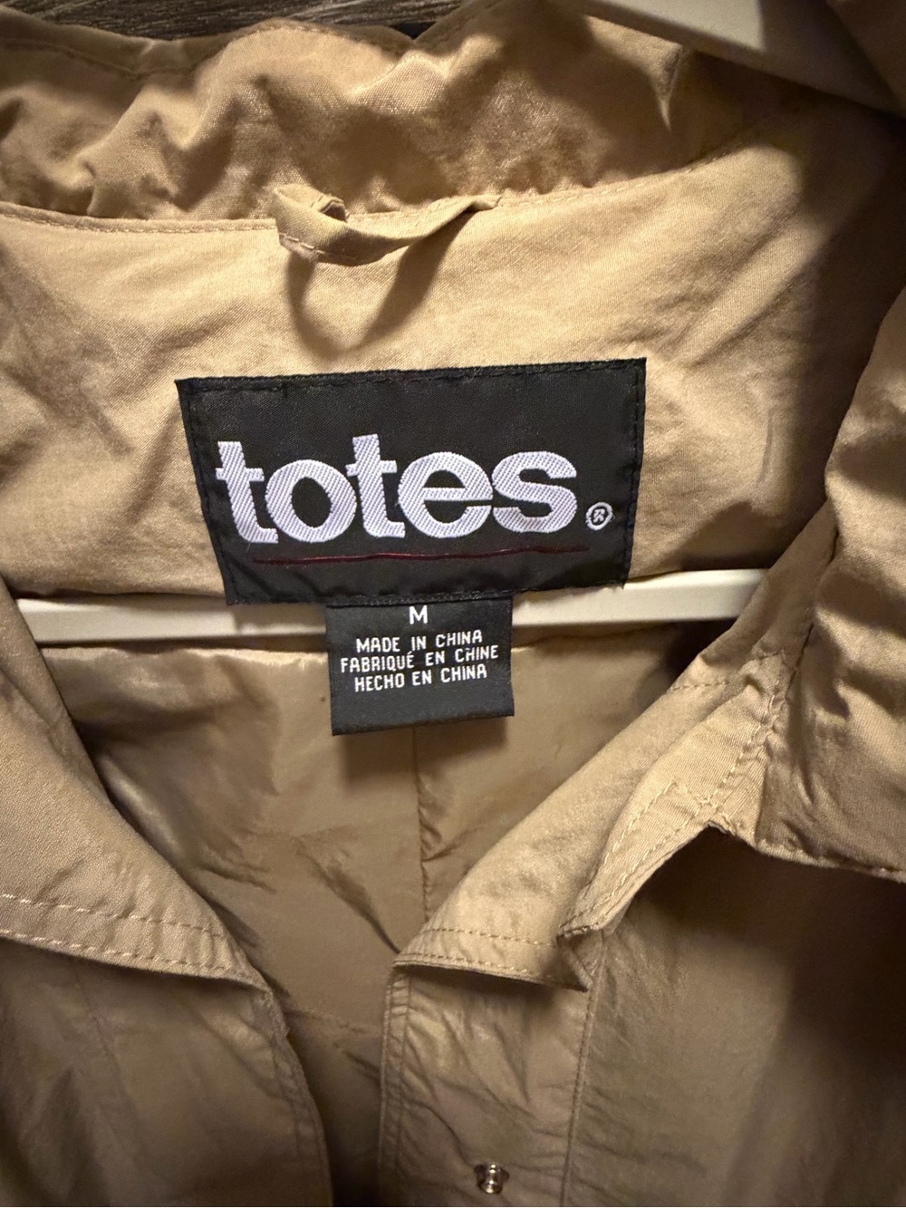 totes Lightweight Khaki Trench Coat - Picture 2 of 4